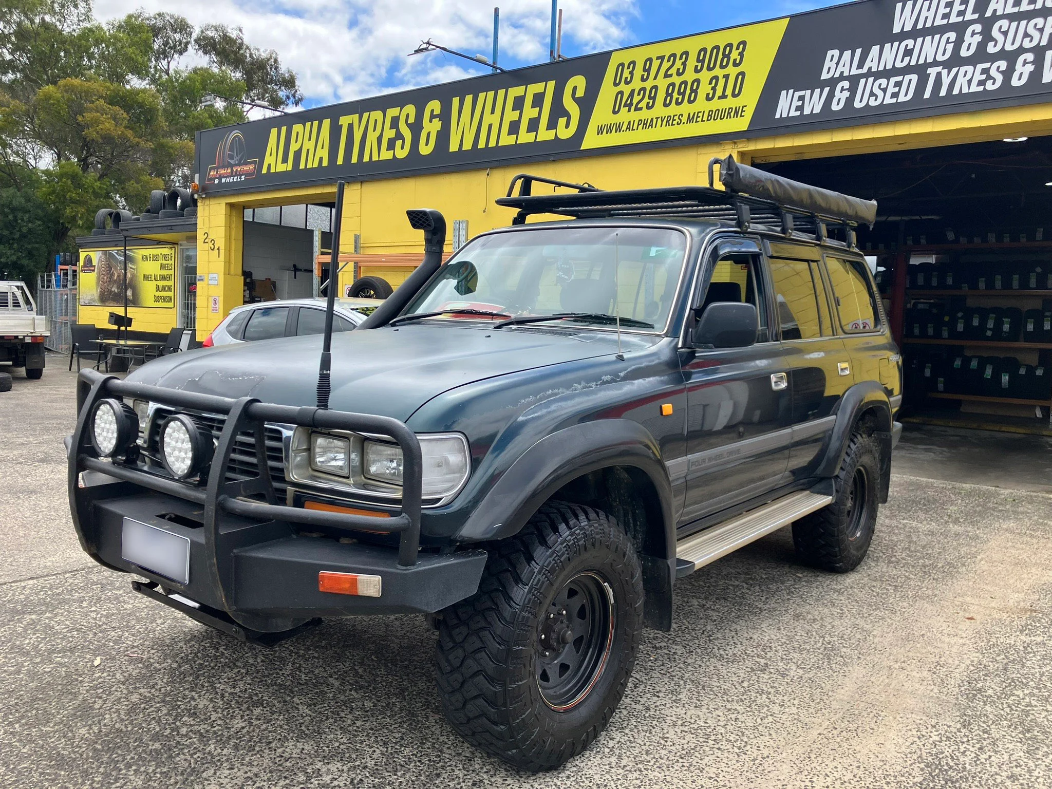 Get new or used tyres and wheels from alpha tyres and wheels in Melbourne