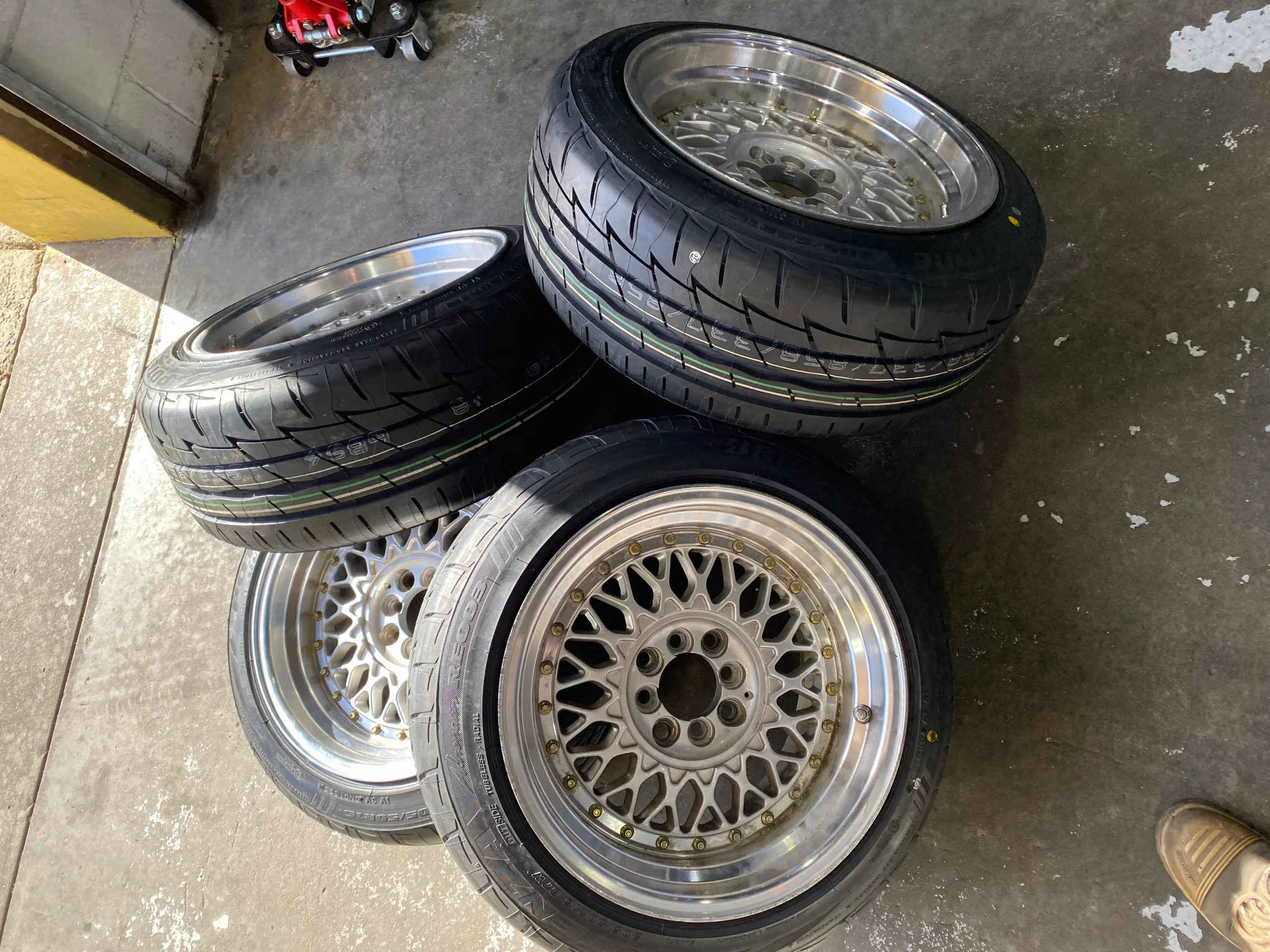 ALpha tyres and wheels kilsyth Wheel and Tyre Packages 4x4